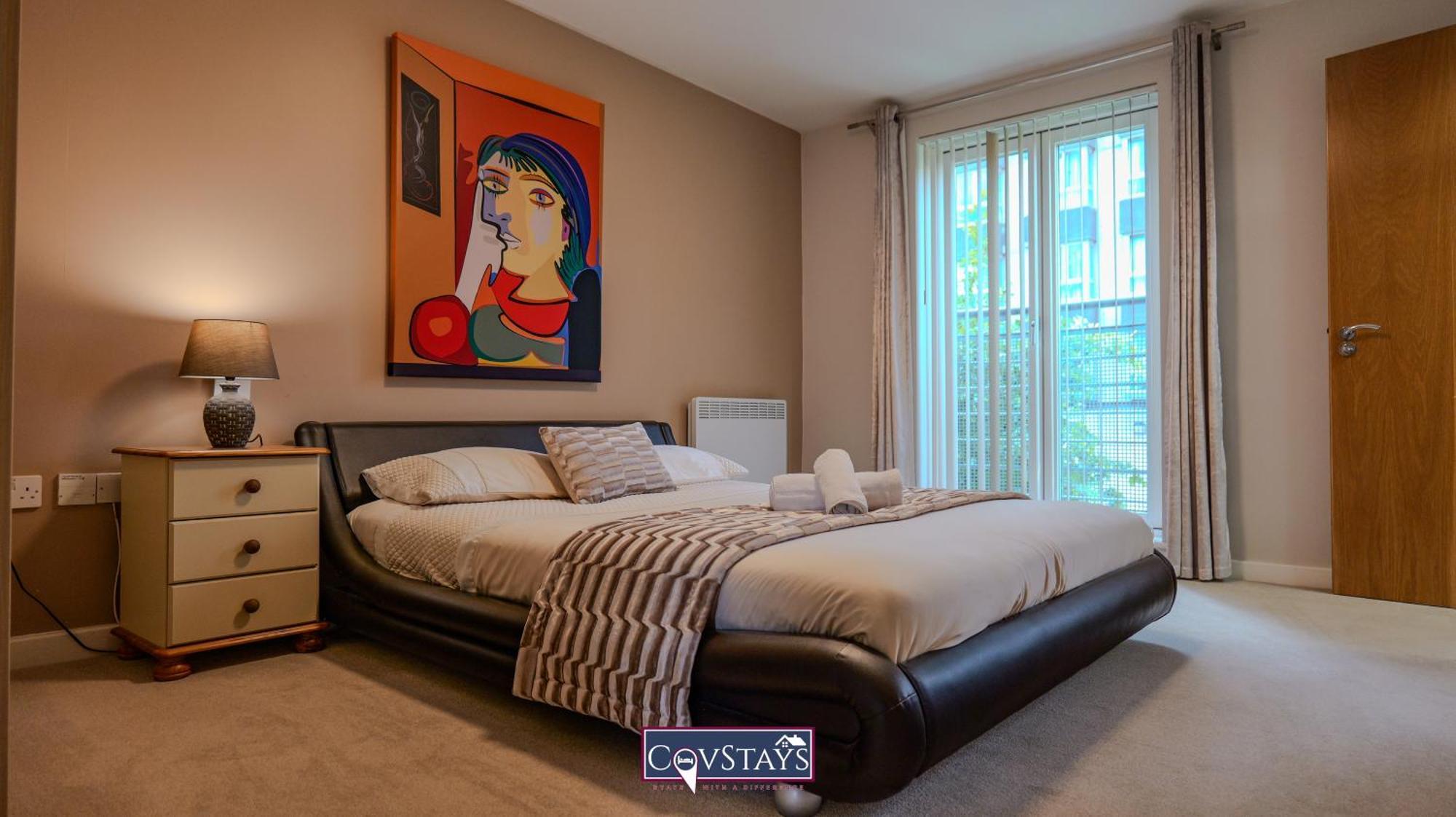Triumph House - 3-Bed 2-Bath Apartment In Coventry City Centre By Covstays ภายนอก รูปภาพ