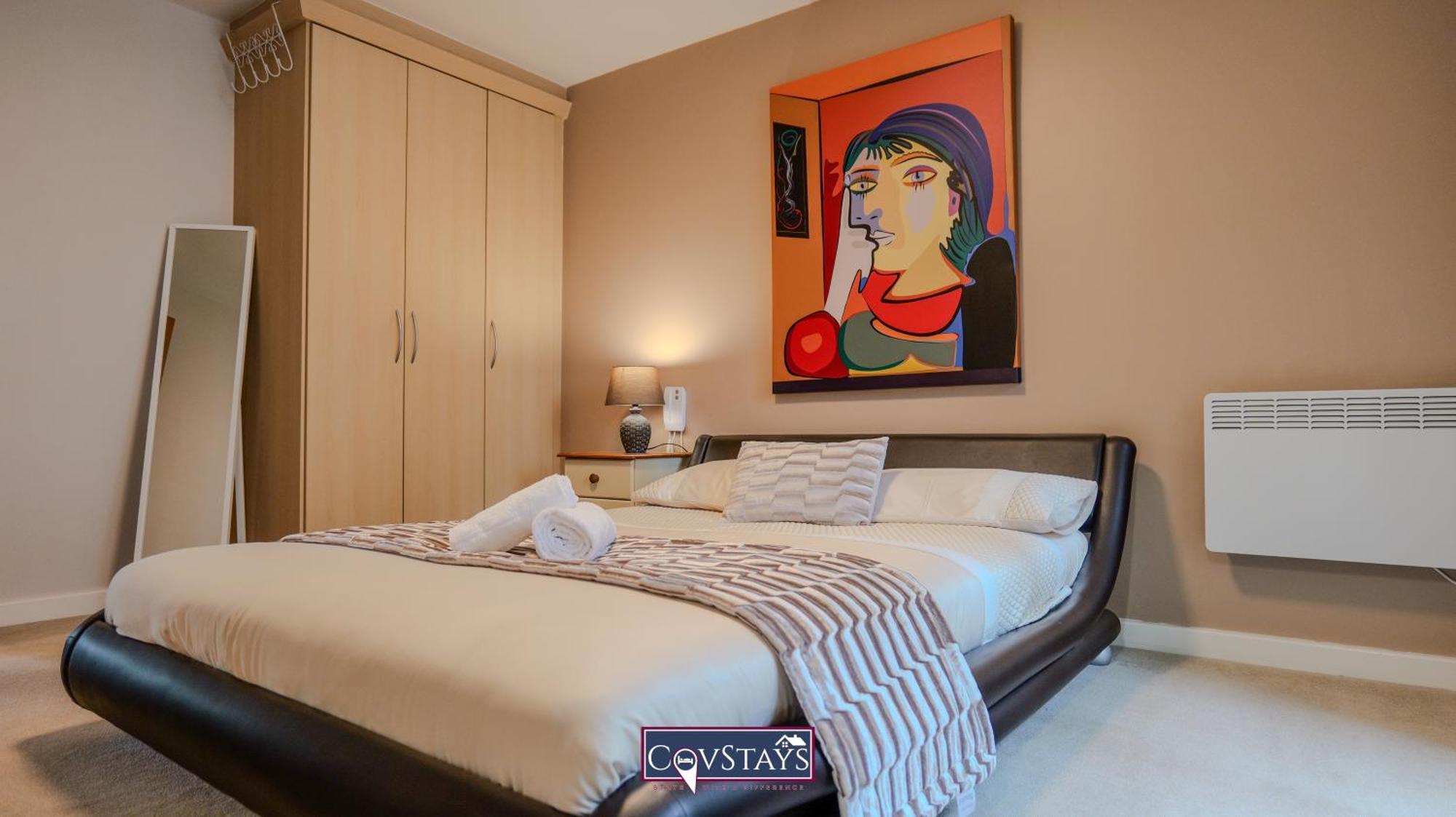 Triumph House - 3-Bed 2-Bath Apartment In Coventry City Centre By Covstays ภายนอก รูปภาพ