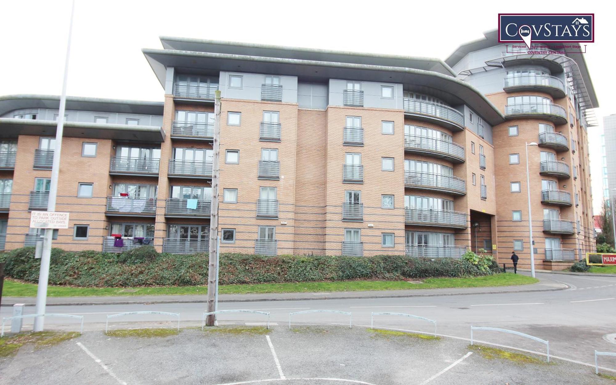 Triumph House - 3-Bed 2-Bath Apartment In Coventry City Centre By Covstays ภายนอก รูปภาพ