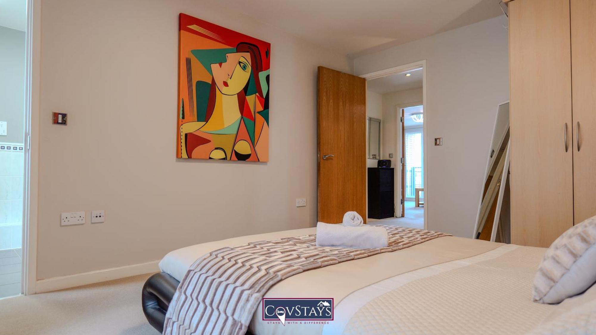 Triumph House - 3-Bed 2-Bath Apartment In Coventry City Centre By Covstays ภายนอก รูปภาพ